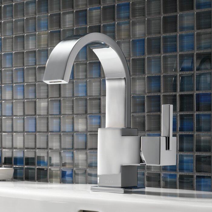 Delta/Vero/Single Hole Bathroom Faucet